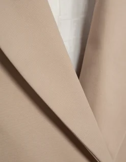 Abrigo gabardina oversize cámel