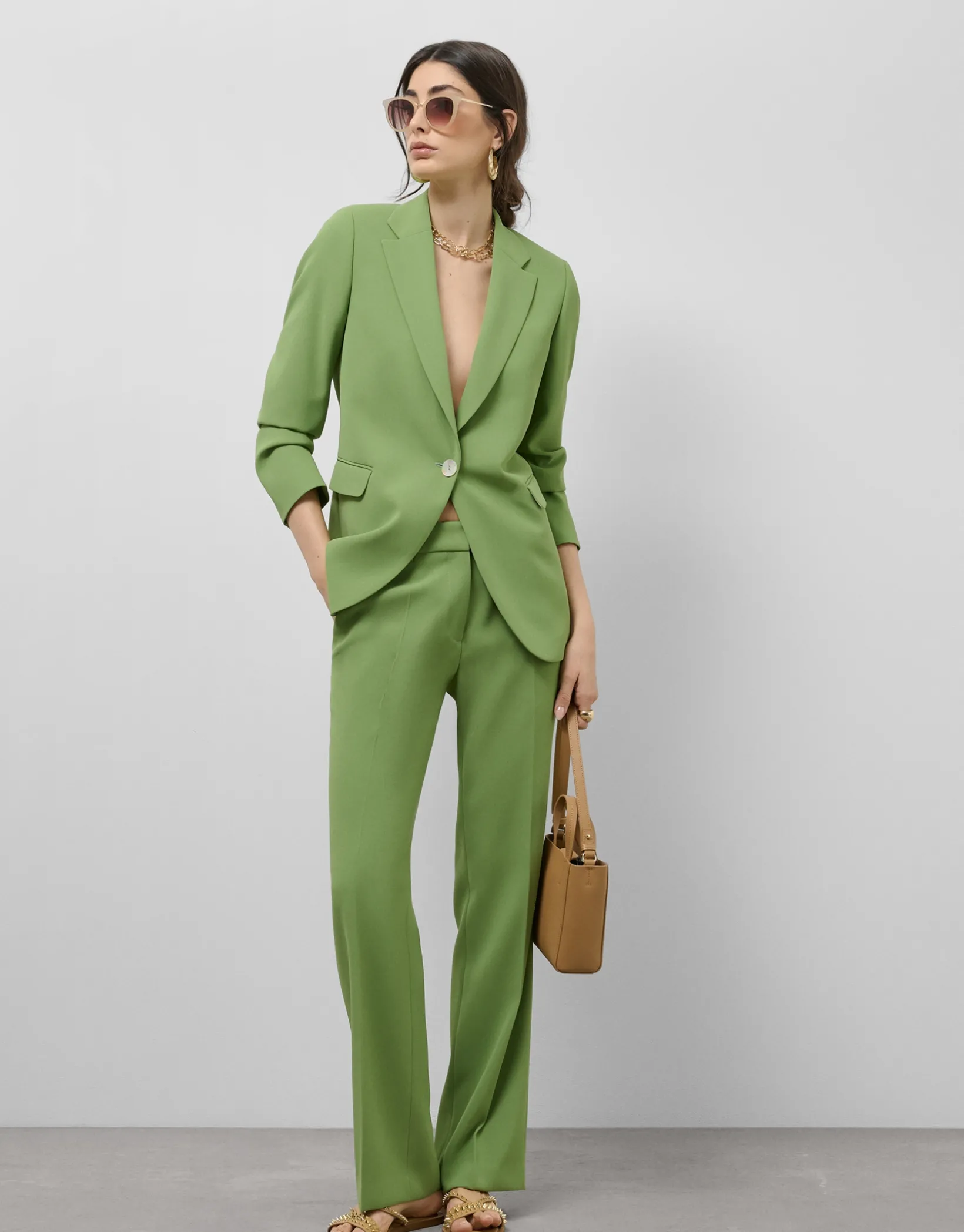 Blazer un botón crepé verde