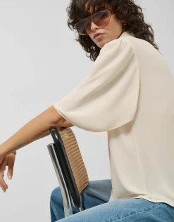 Blusa manga volante tejido fluido beige