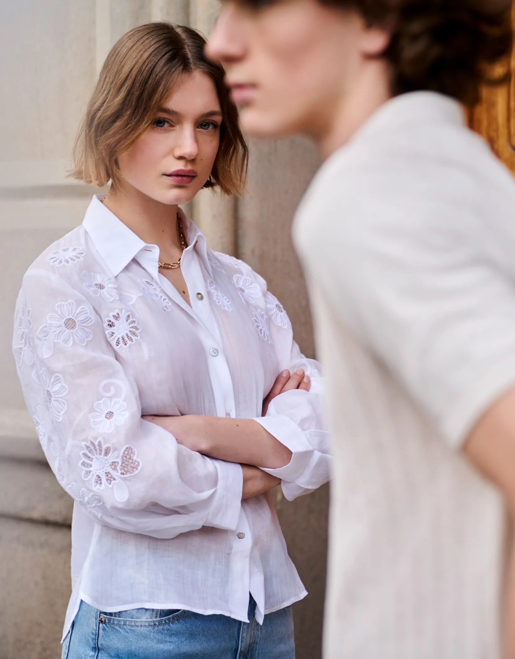 Blusa oversize ramio blanco con bordado