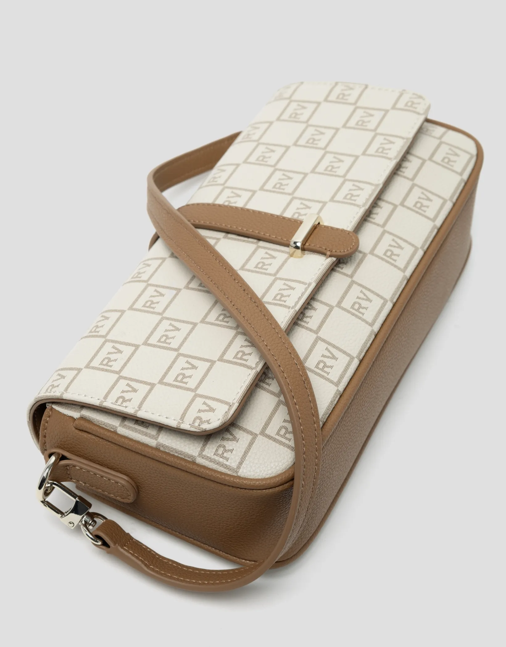 Bolso baguette Gala logos RV crema