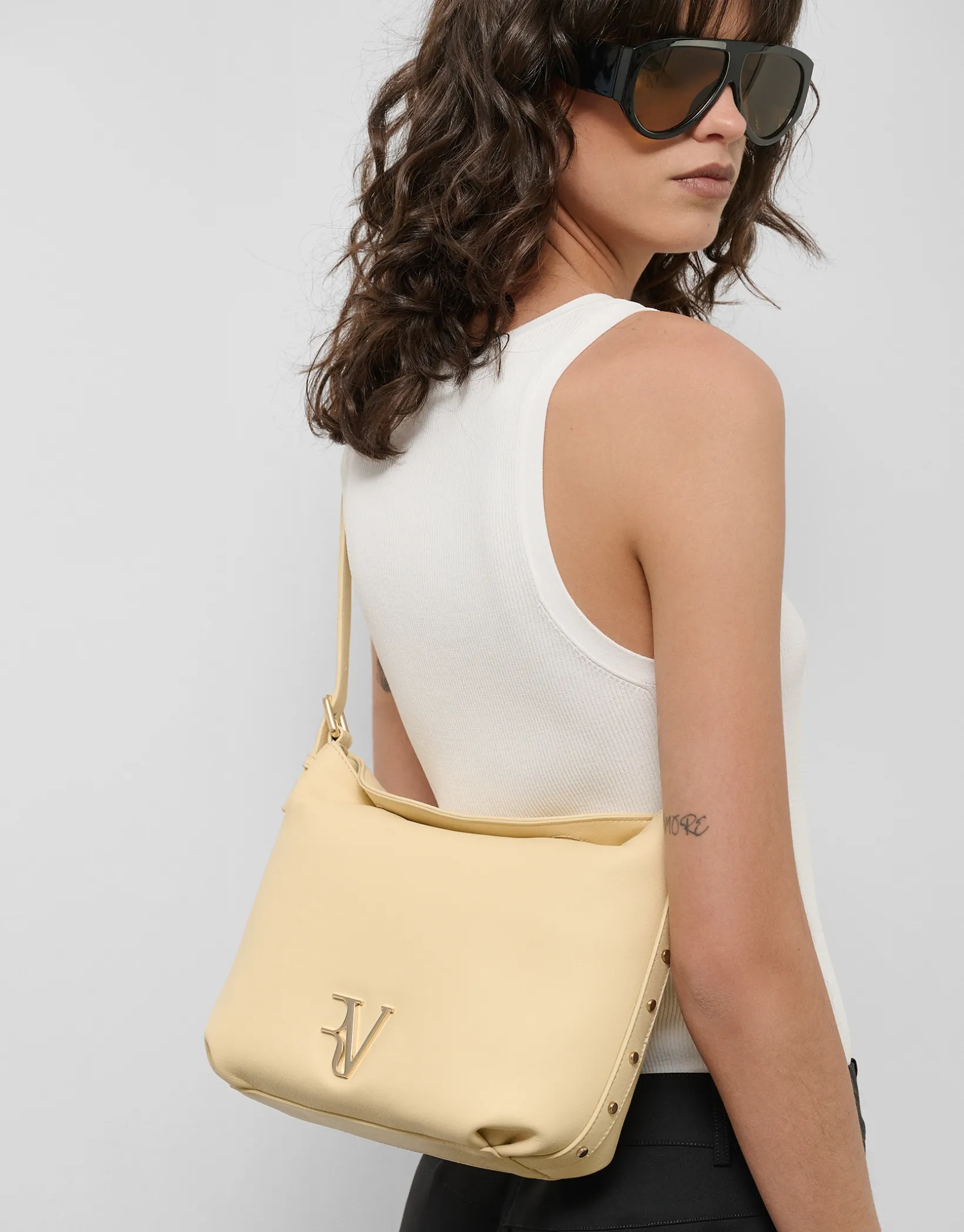Bolso de hombro Mini Hobo Mafalda piel beige