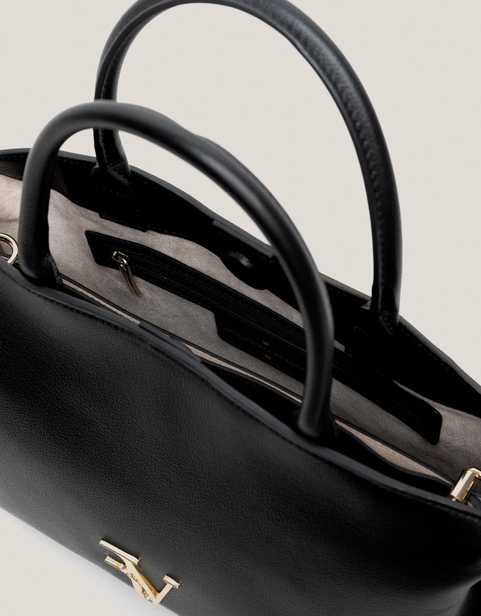 Bolso de mano Nina maxi piel negro