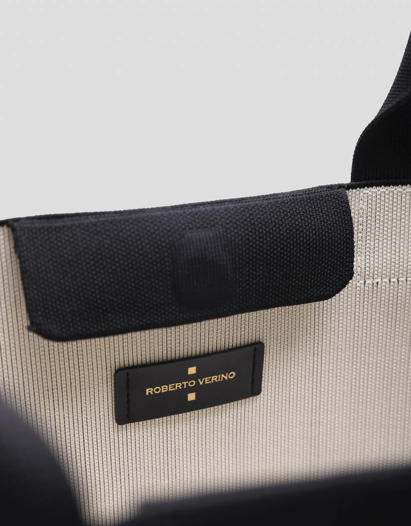 Bolso maxi shopper Kendall punto negro