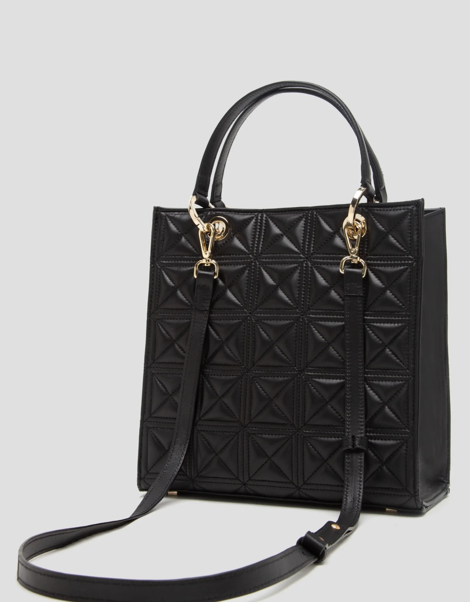 Bolso Satchel Maxi Linda piel acolchada negra