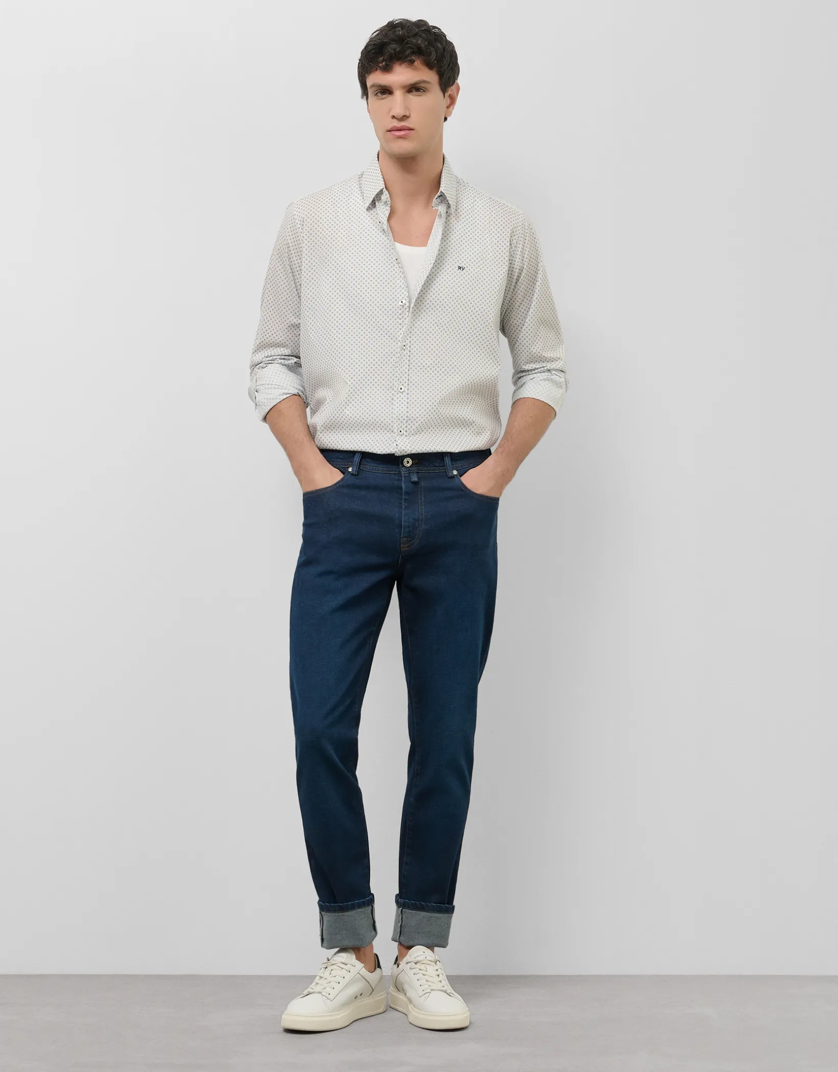 Camisa sport regular estampado geométrico amarillo/azul