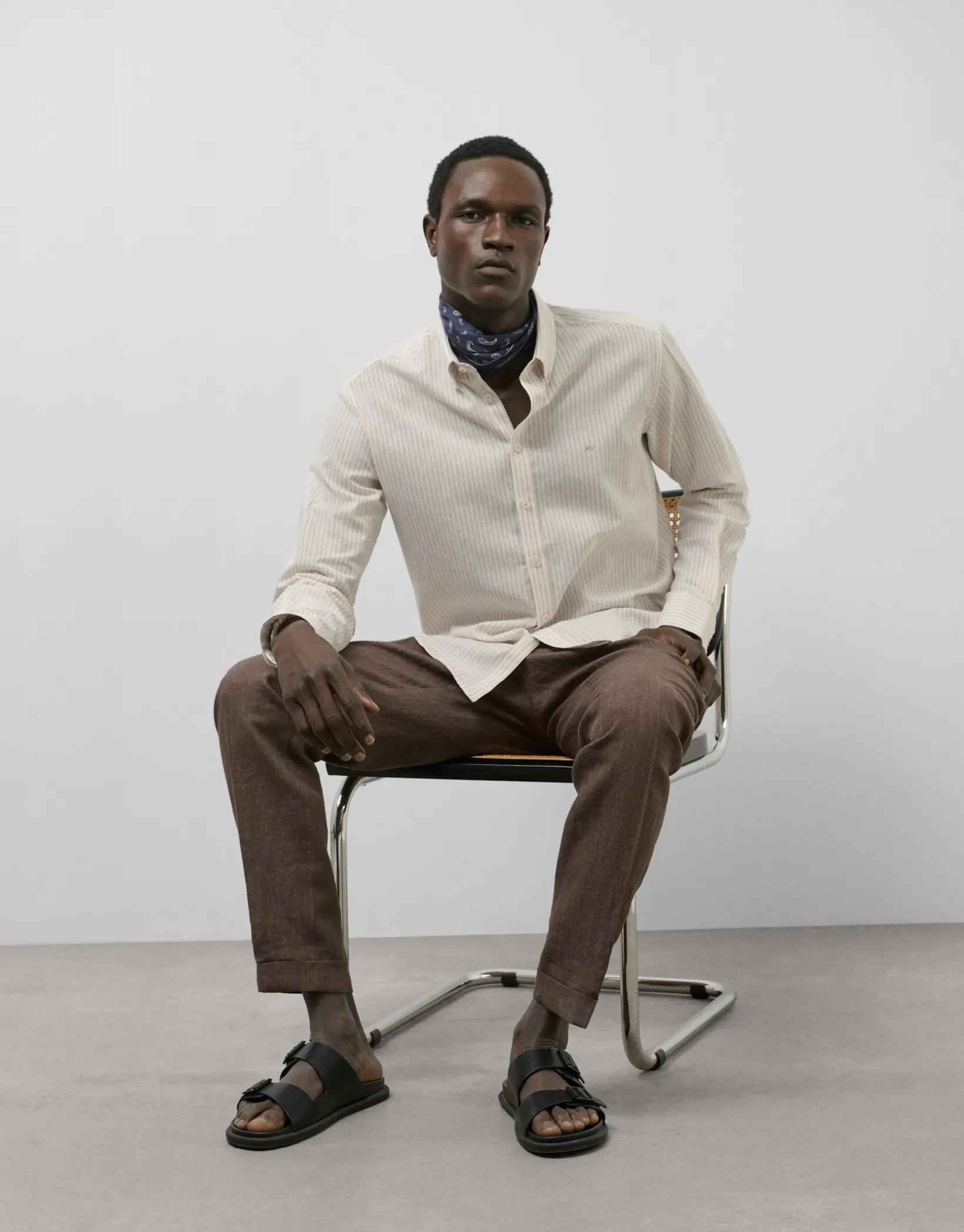 Camisa sport regular lino rayas beige/blanco