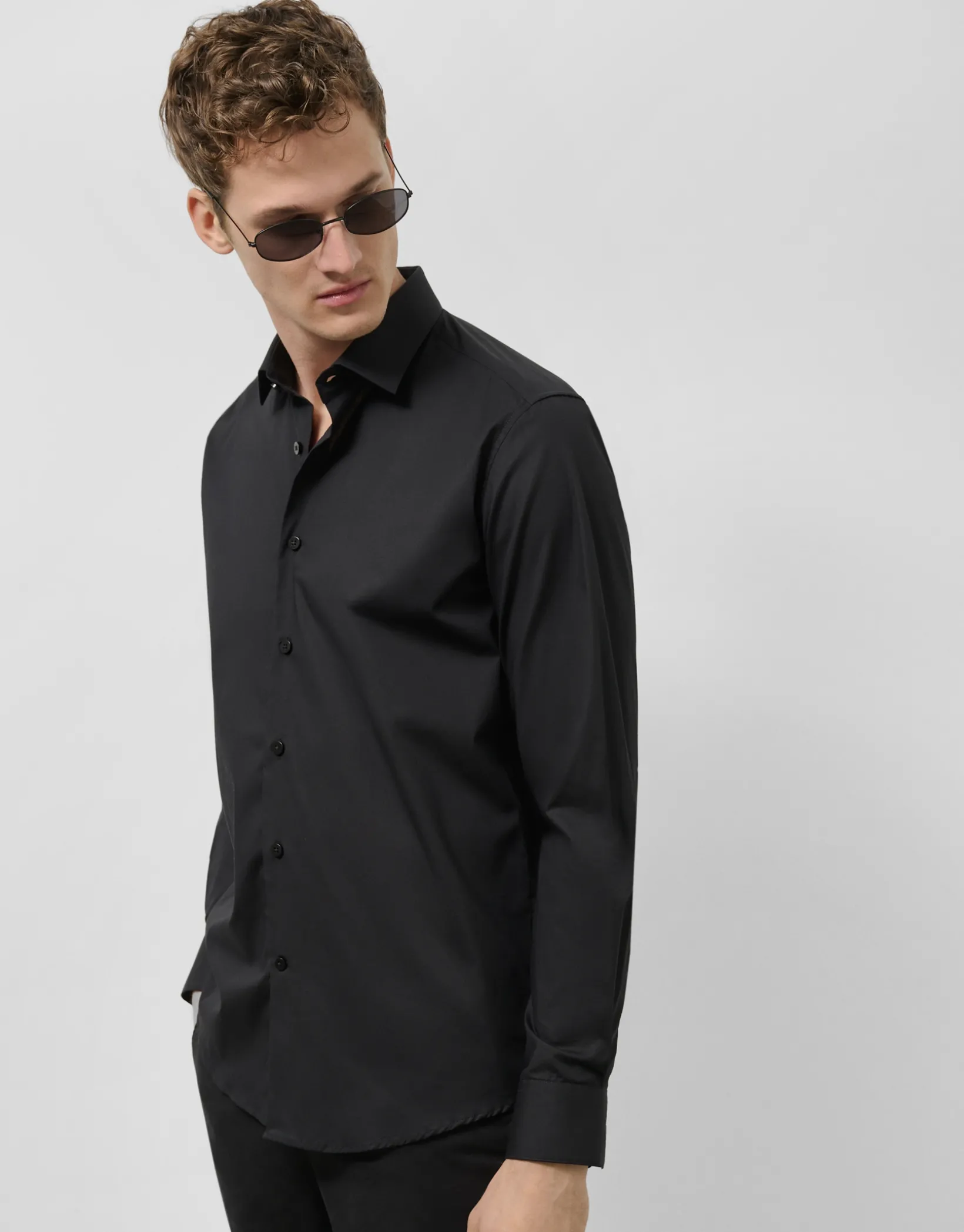 Camisa vestir slim liso negro