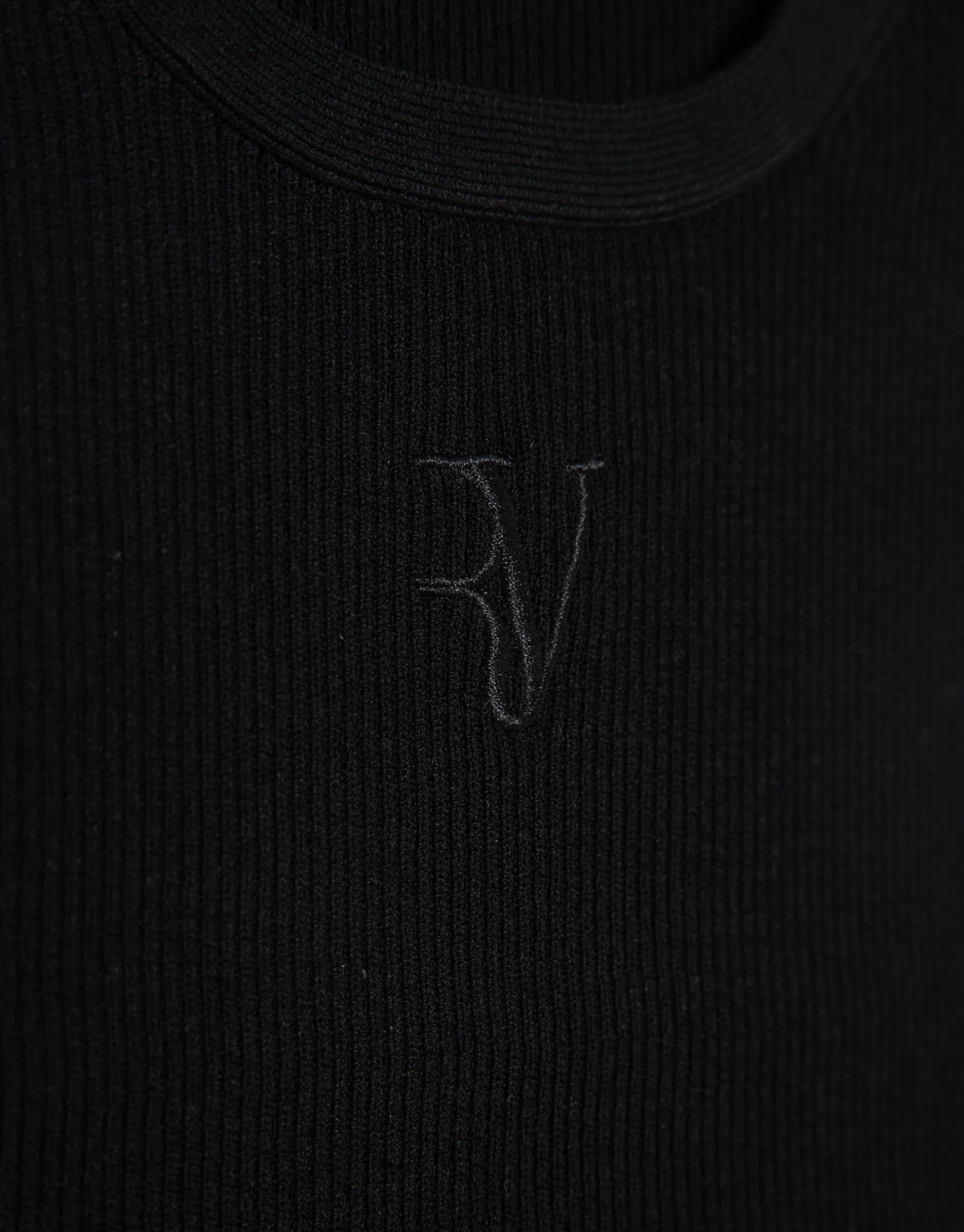 Camiseta sisas punto tricotado negro