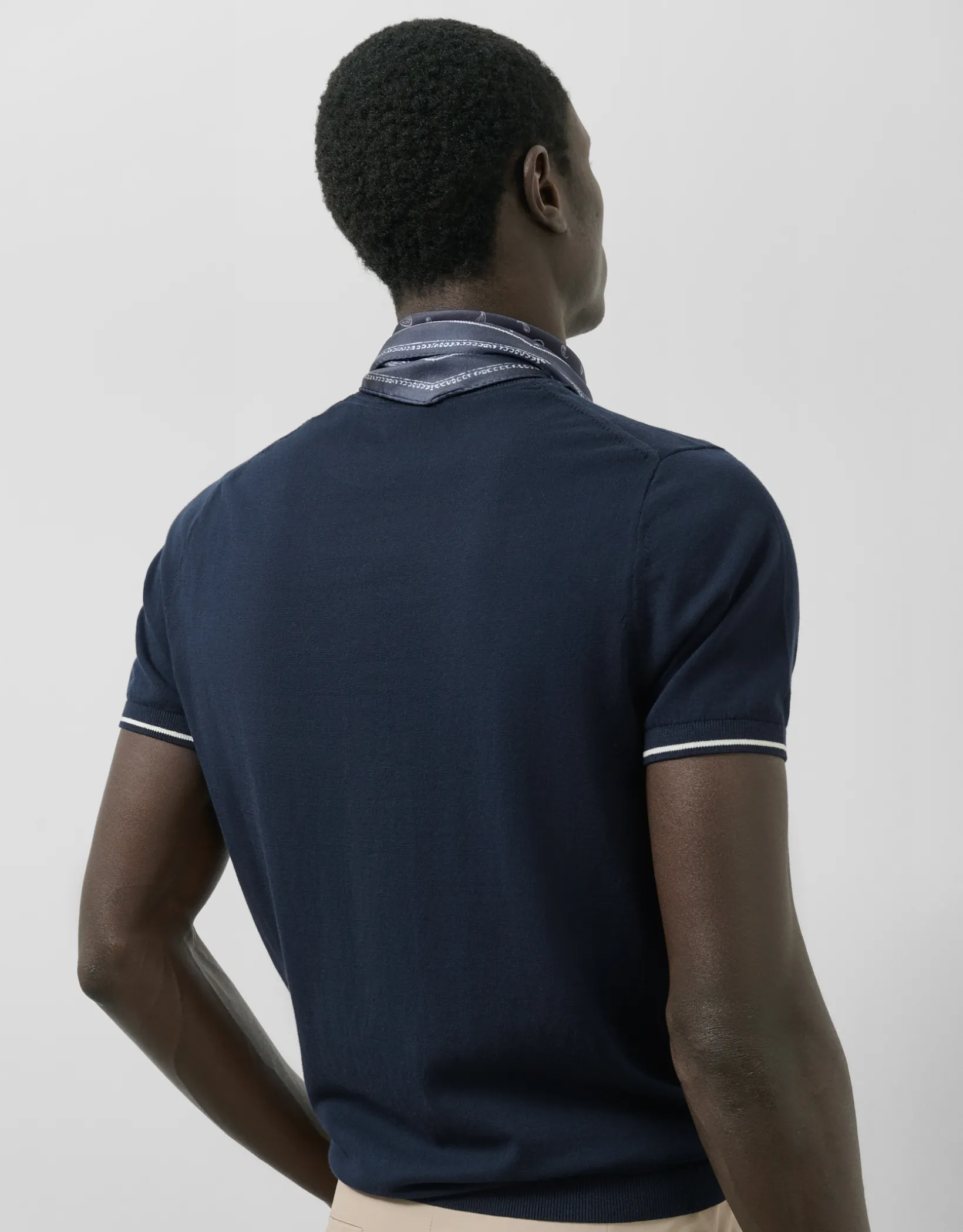 Camiseta tricotada marino