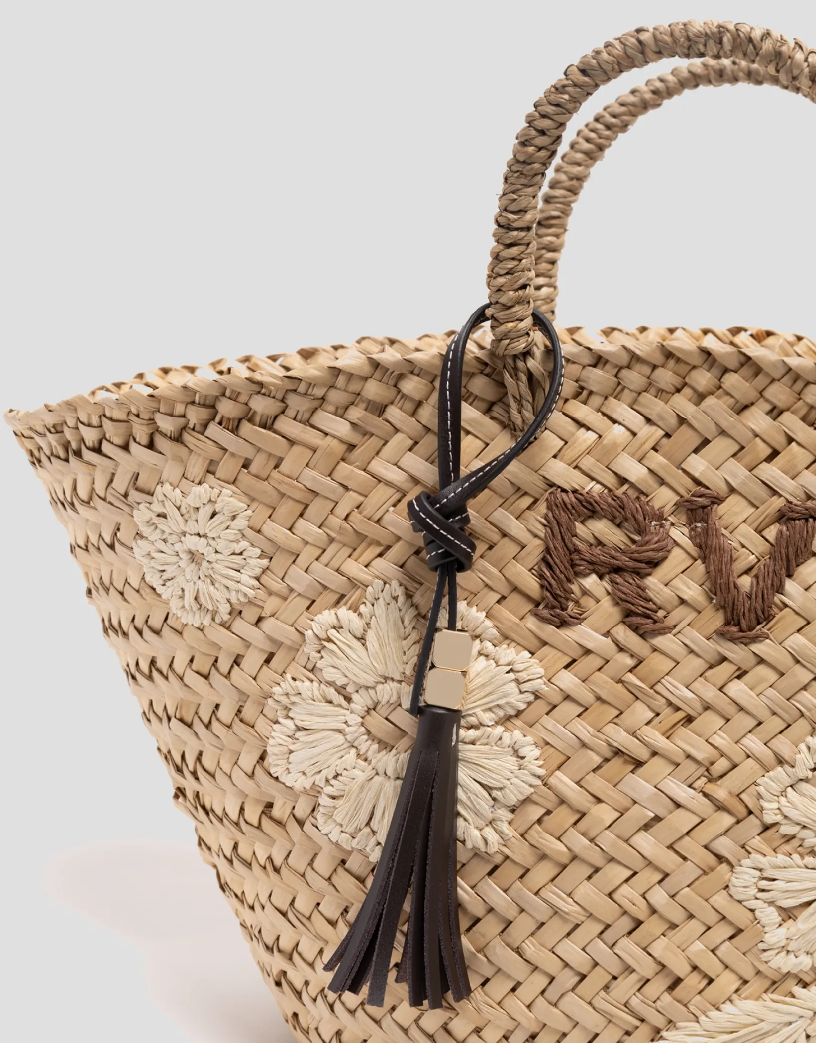 Cesta Tana Maxi fibras vegetales con flores bordadas