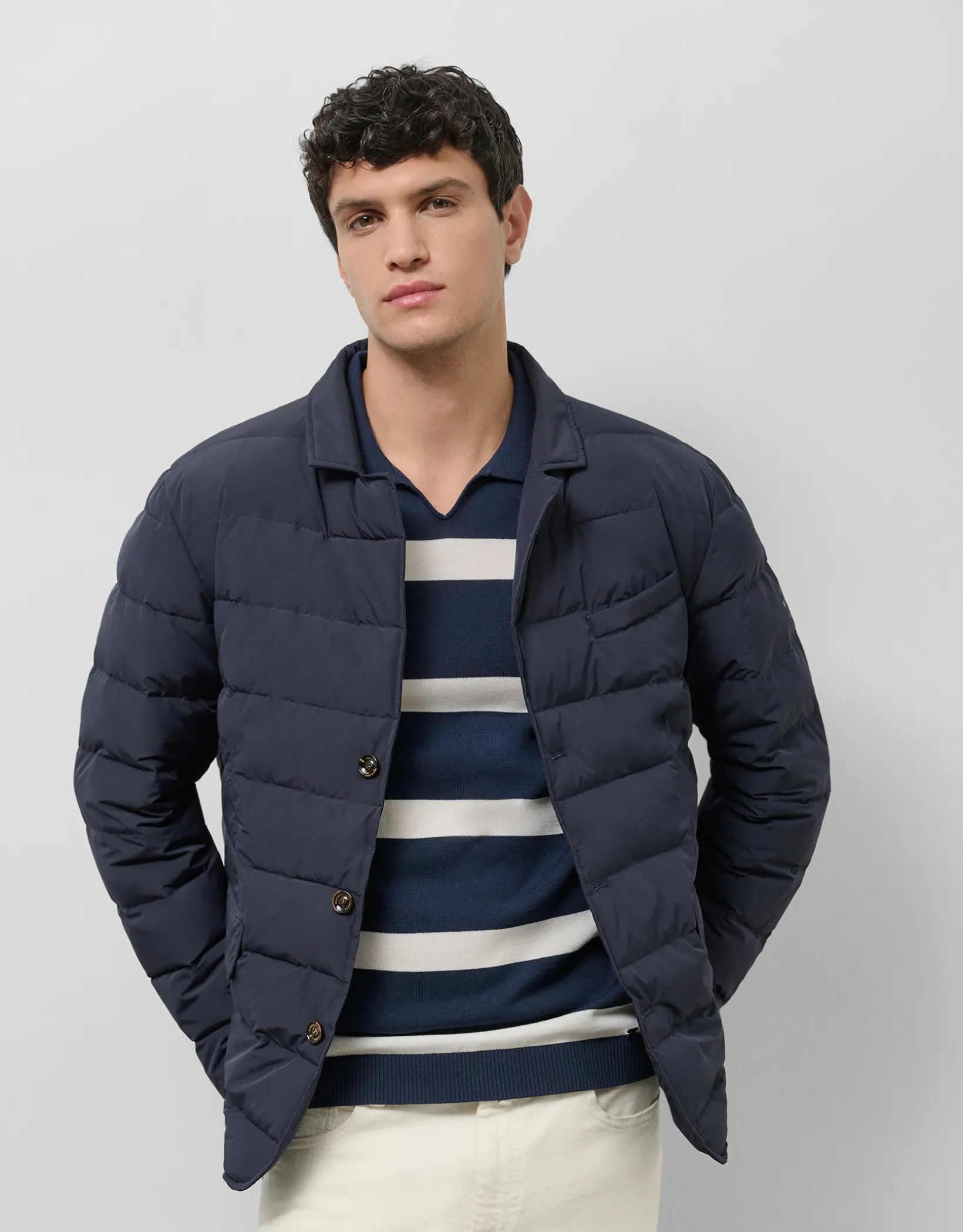 Chaqueta americana acolchada azul marino