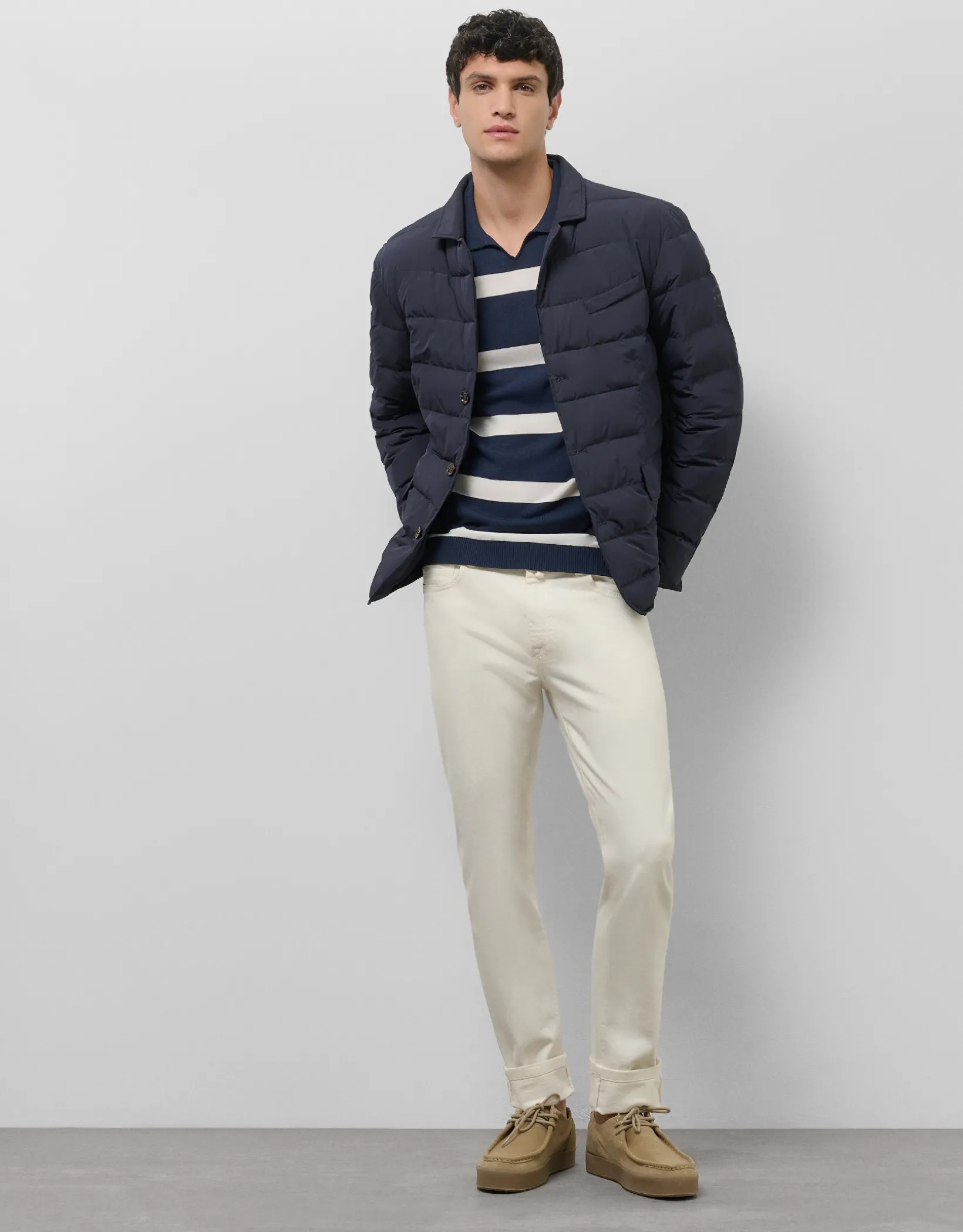 Chaqueta americana acolchada azul marino