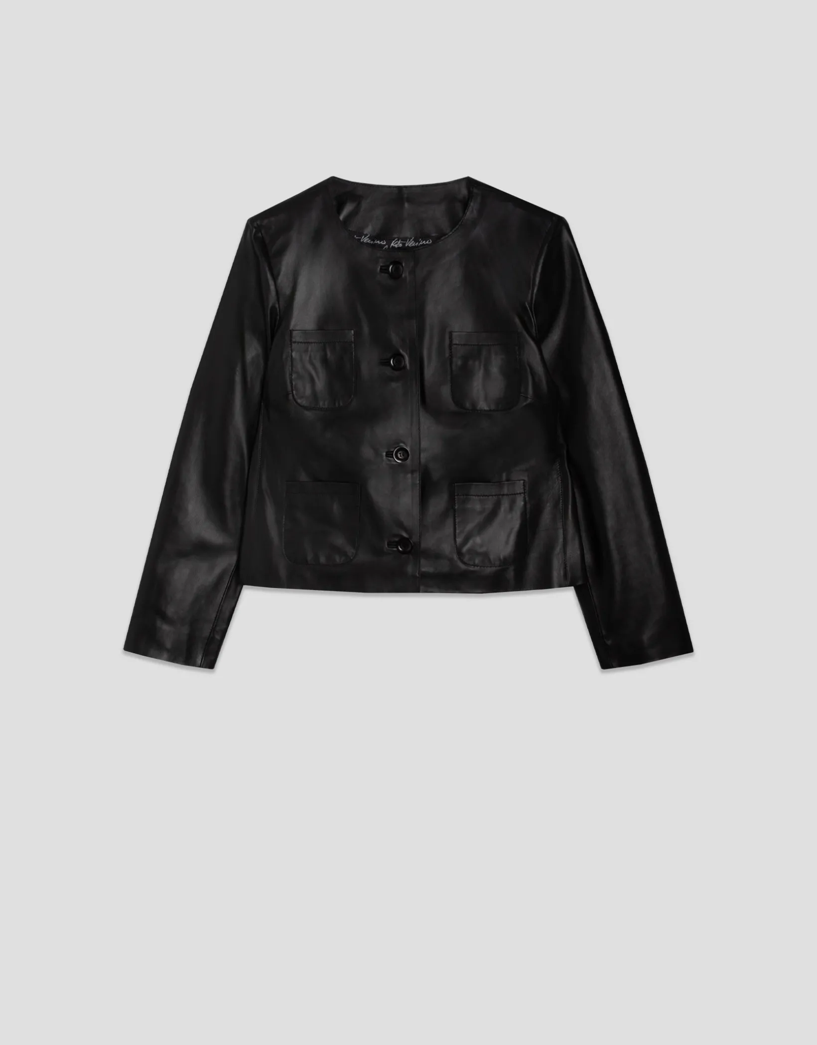 Chaqueta corta napa negra