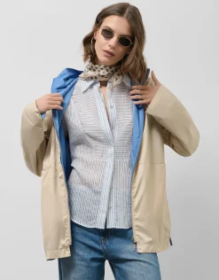 Chaqueta técnica ligera reversible cámel/azul
