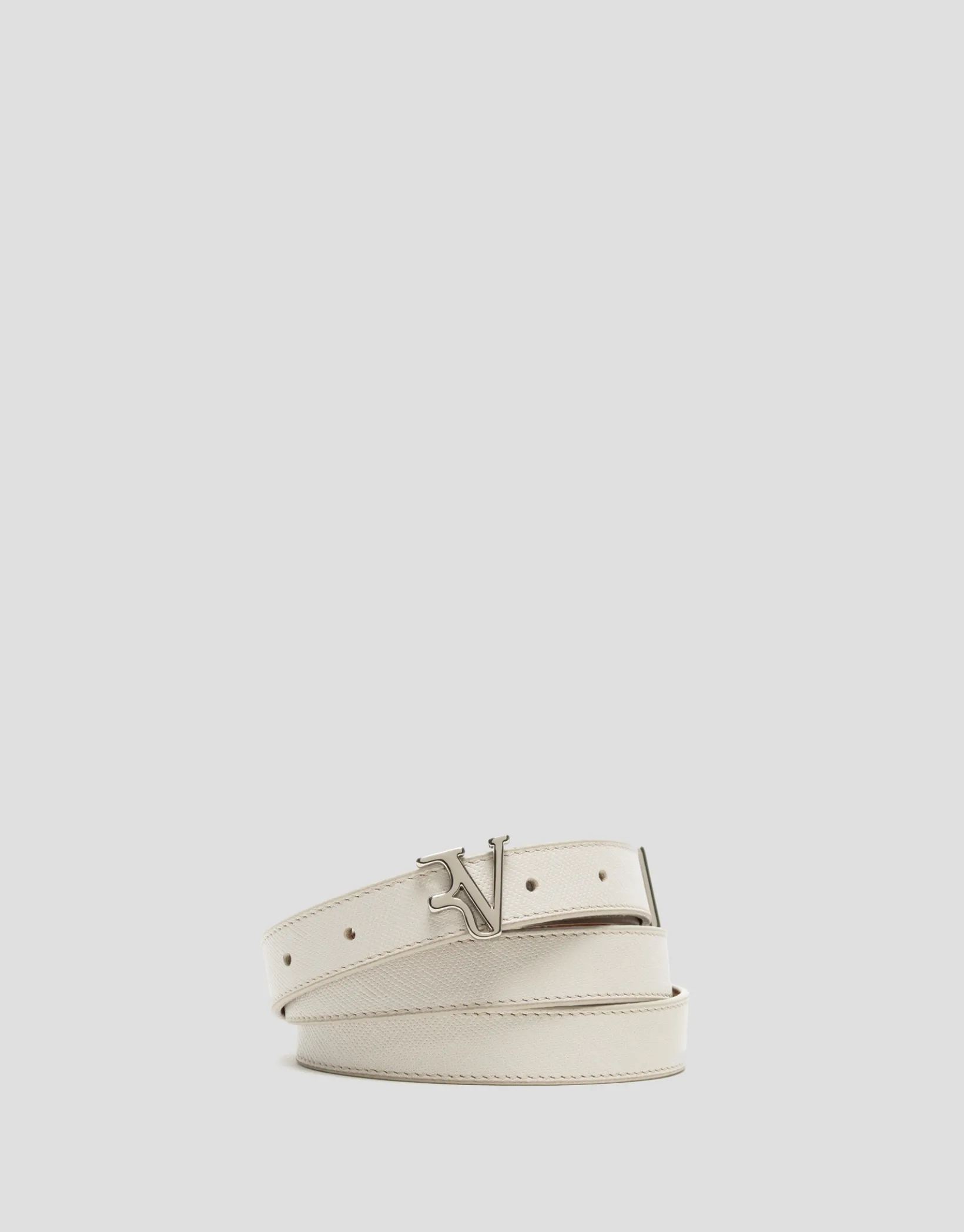 Cinturón estrecho piel saffiano beige