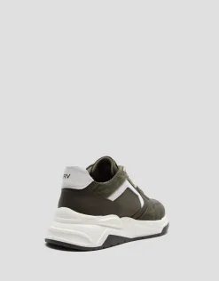 Deportiva estilo runner caqui con suela track