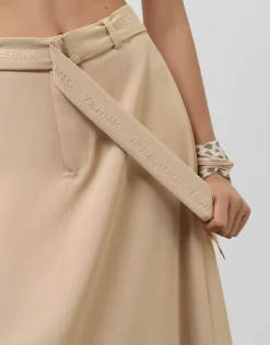 Falda midi fluida twill beige con cinturón