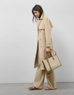 Gabardina clásica beige