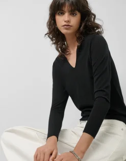 Jersey escote pico lana galga fina negro