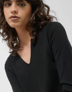 Jersey escote pico lana galga fina negro