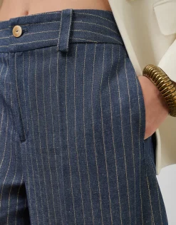 Pantalón bermuda en tejido vaquero con lino y perfil dorado