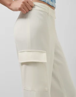 Pantalón cargo ancho twill crudo