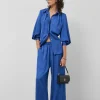 Pantalón palazzo azul intenso con damasco floral