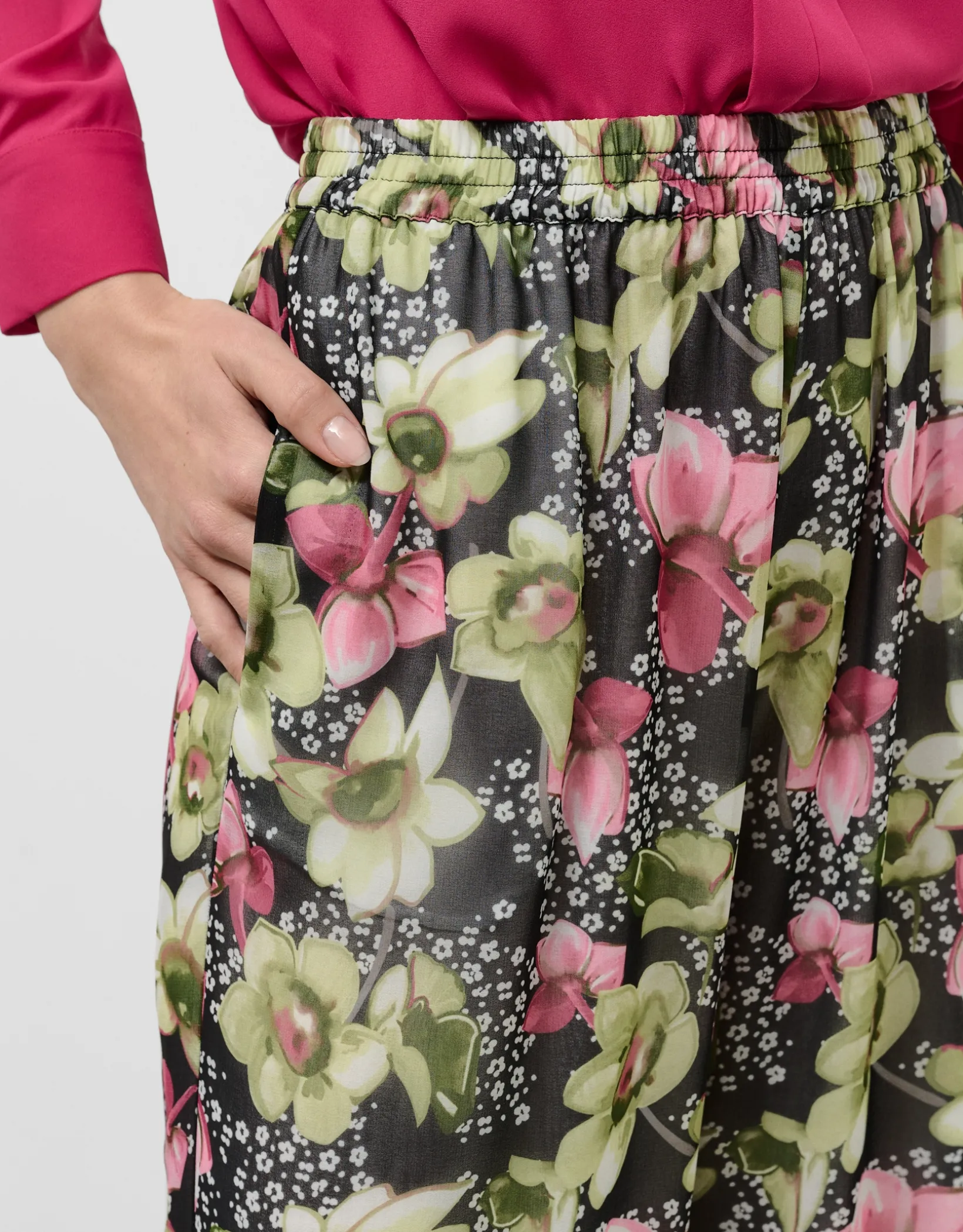 Pantalón palazzo crepe georgette estampado floral verde