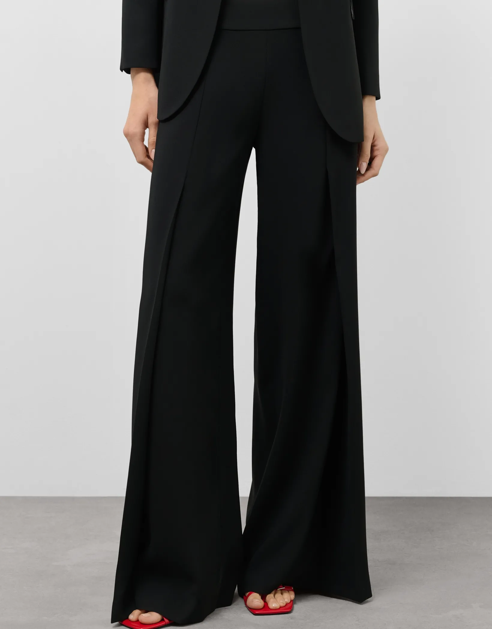 Pantalón palazzo negro