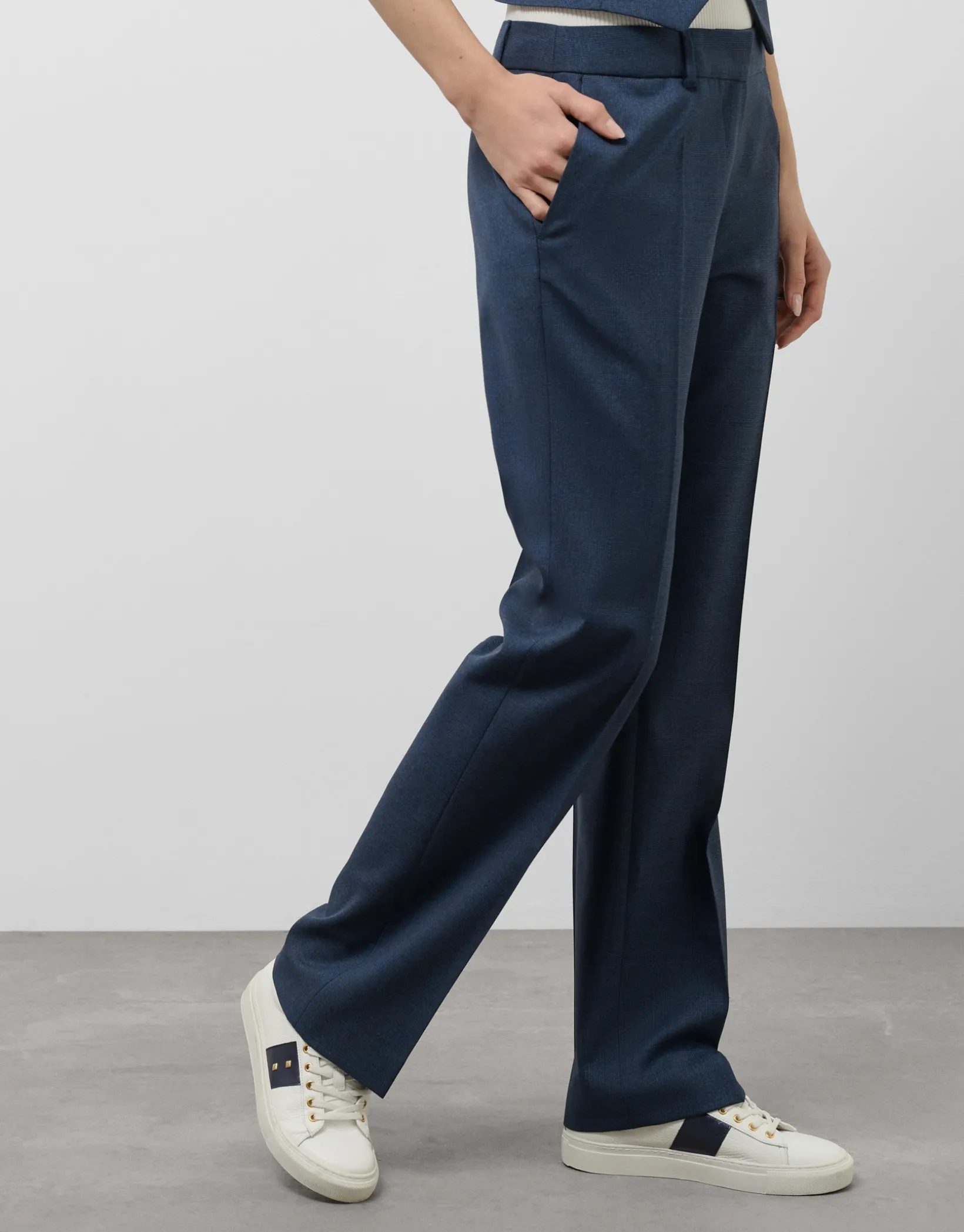 Pantalón recto lana fresca cuadro gales azul marino
