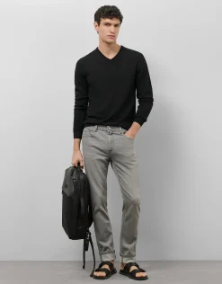 Pantalón vaquero denim slim gris claro