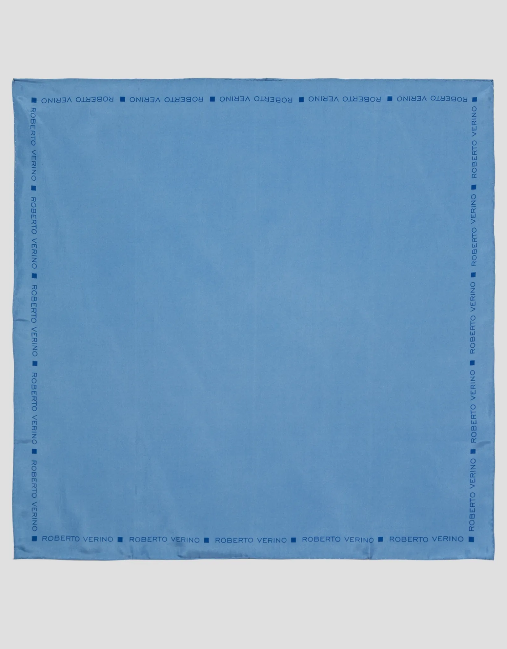 Pañuelo seda azul marco Roberto Verino