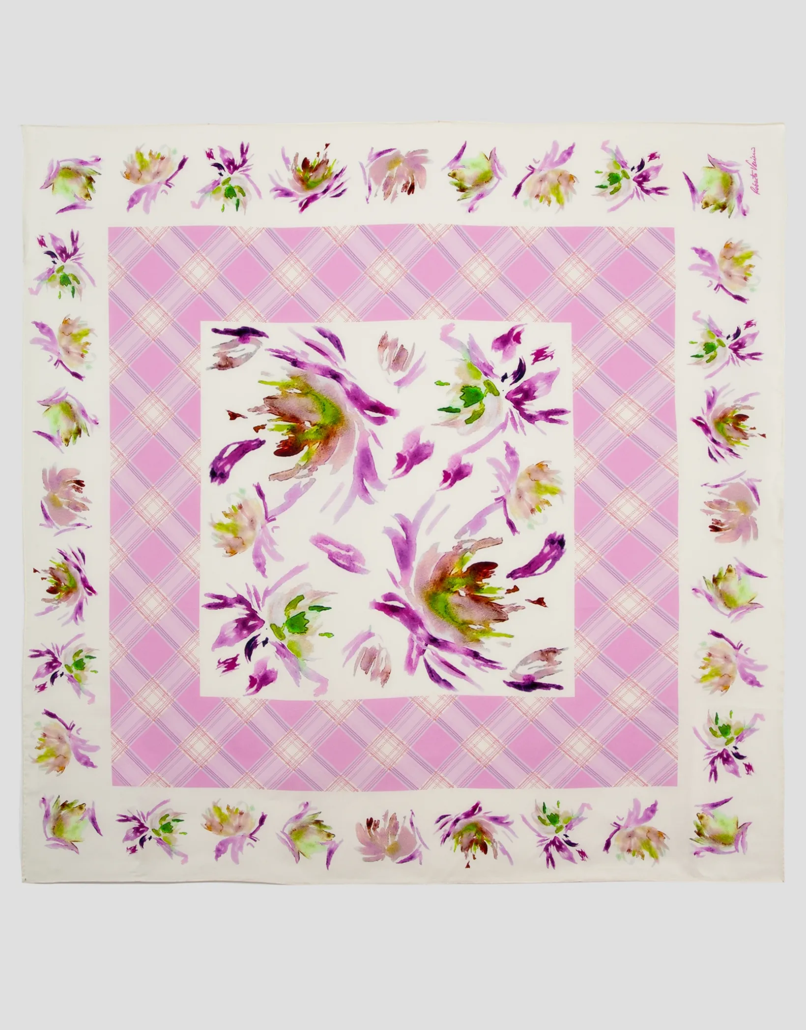 Pañuelo seda blanco estampado geométrico y flores rosa
