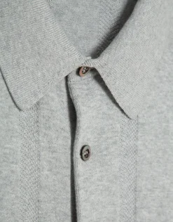 Polo abierto tricotado estructura gris melange