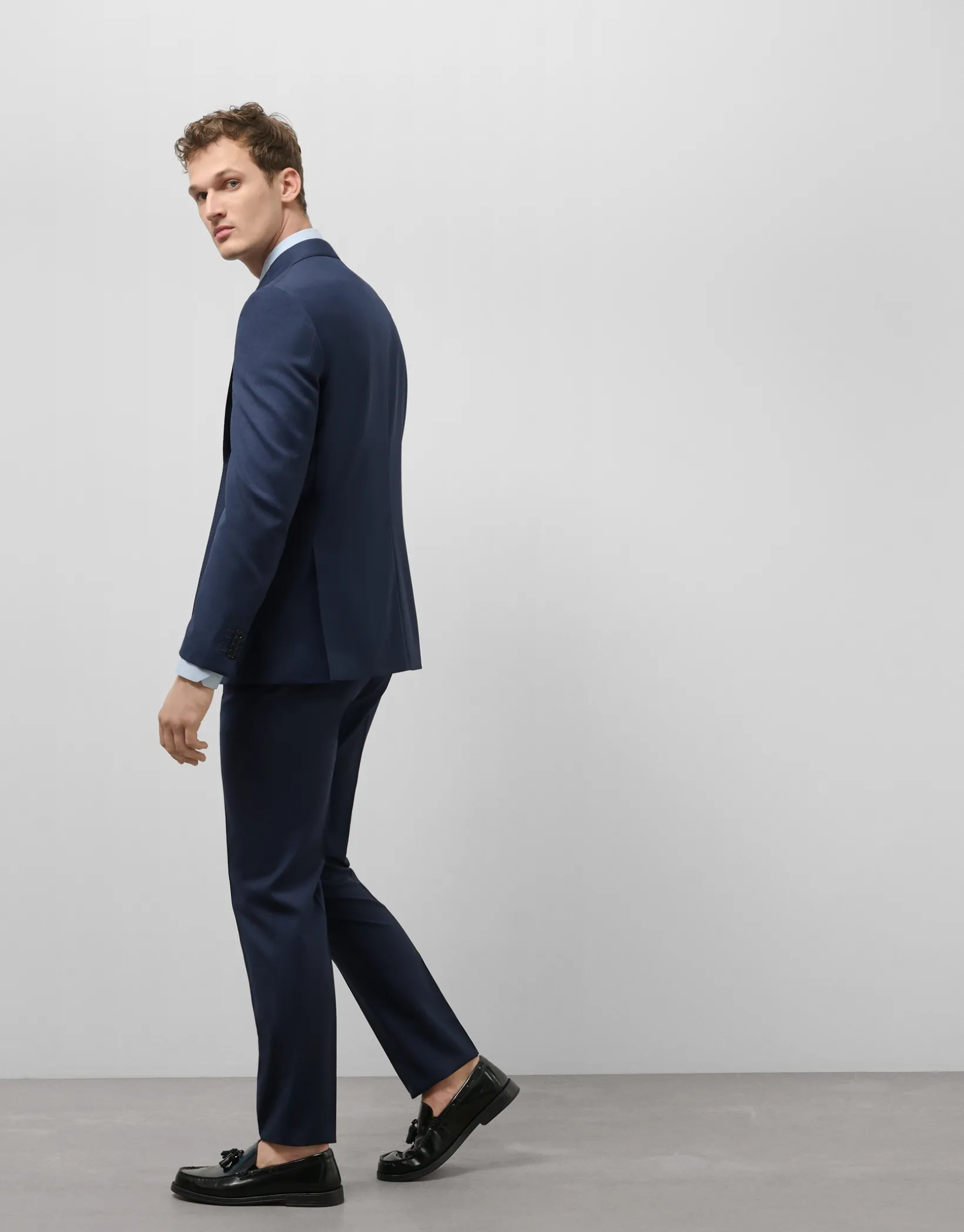 Traje half canvas regular fit microestructura azul marino