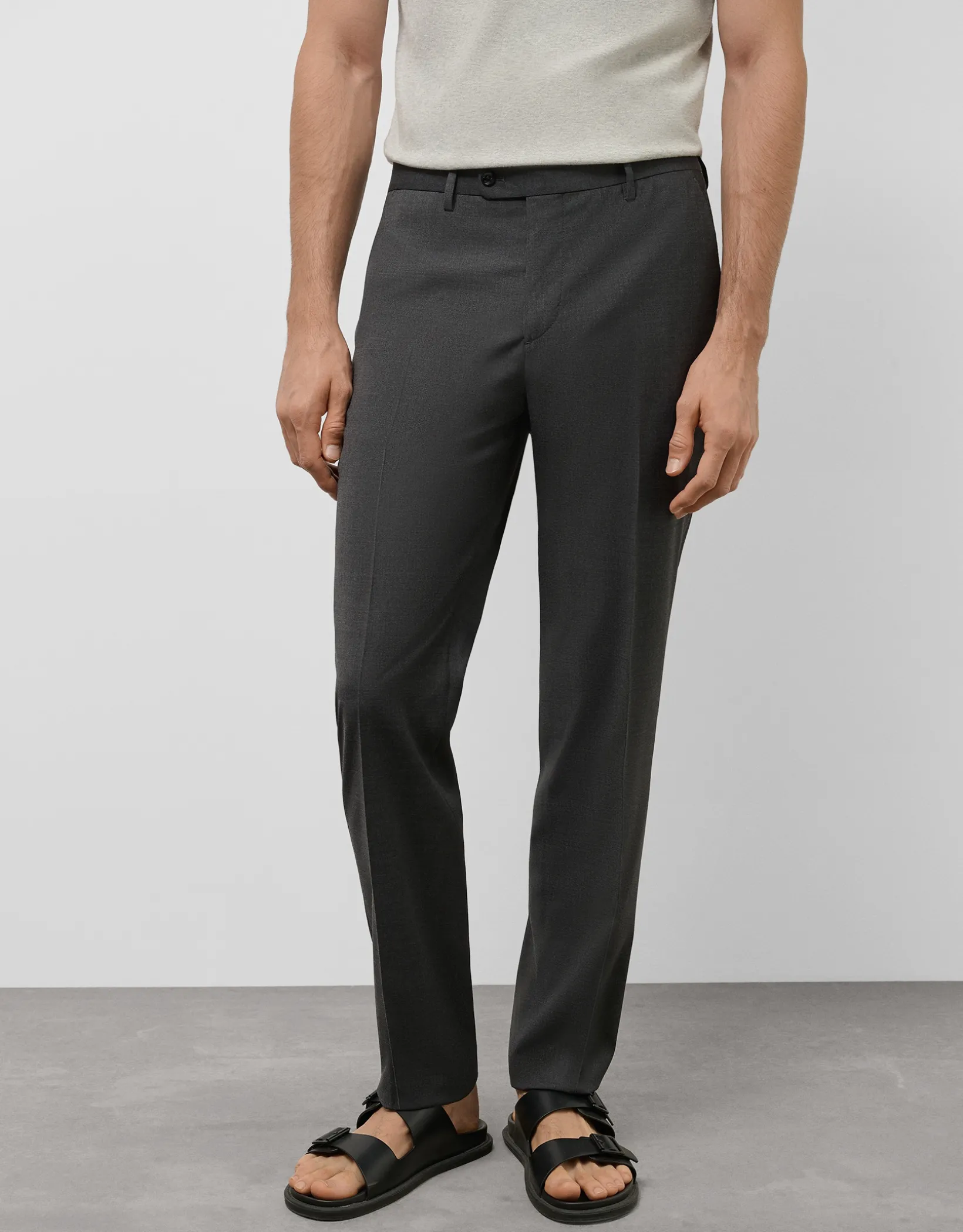 Traje half canvas regular fit gris oscuro