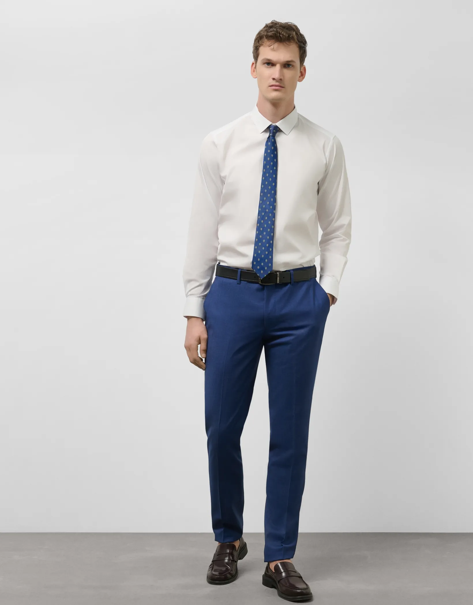 Traje half canvas regular fit falso liso azul medio
