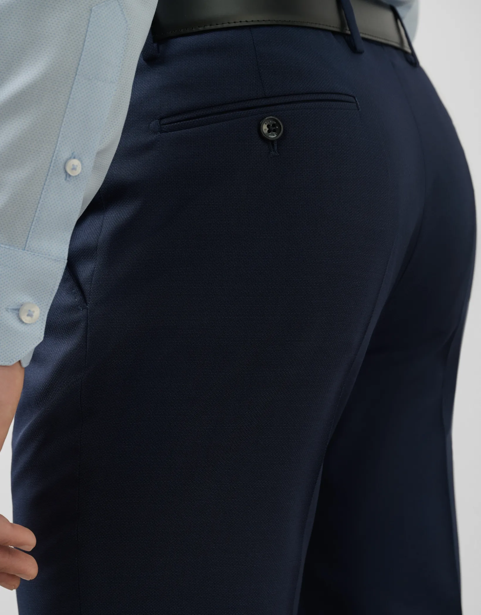 Traje half canvas regular fit microestructura azul marino