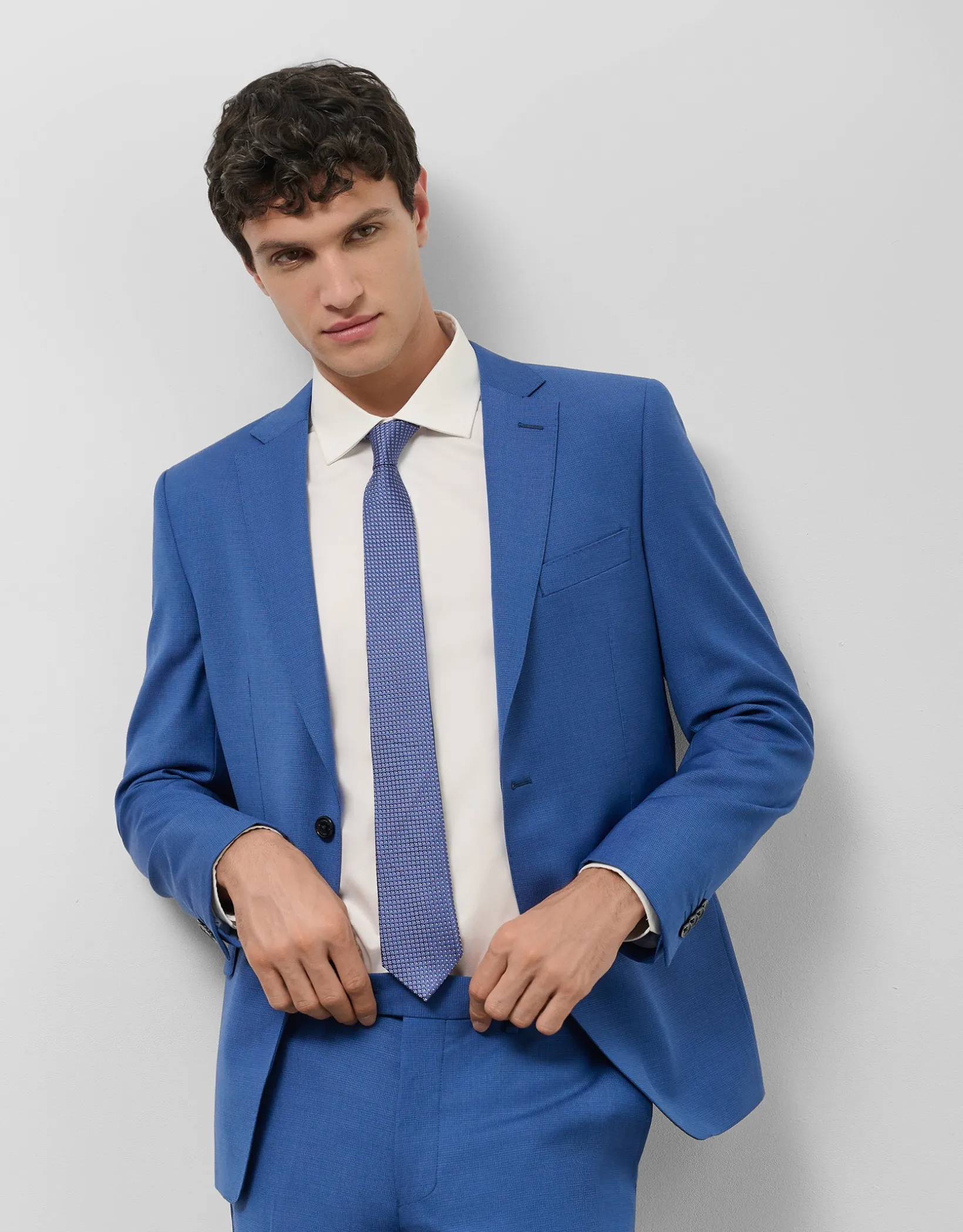 Traje half canvas slim fit microestructura azul