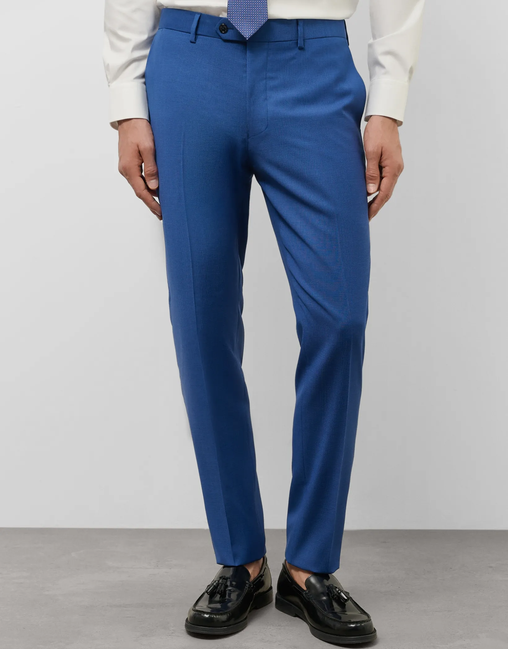 Traje half canvas slim fit microestructura azul