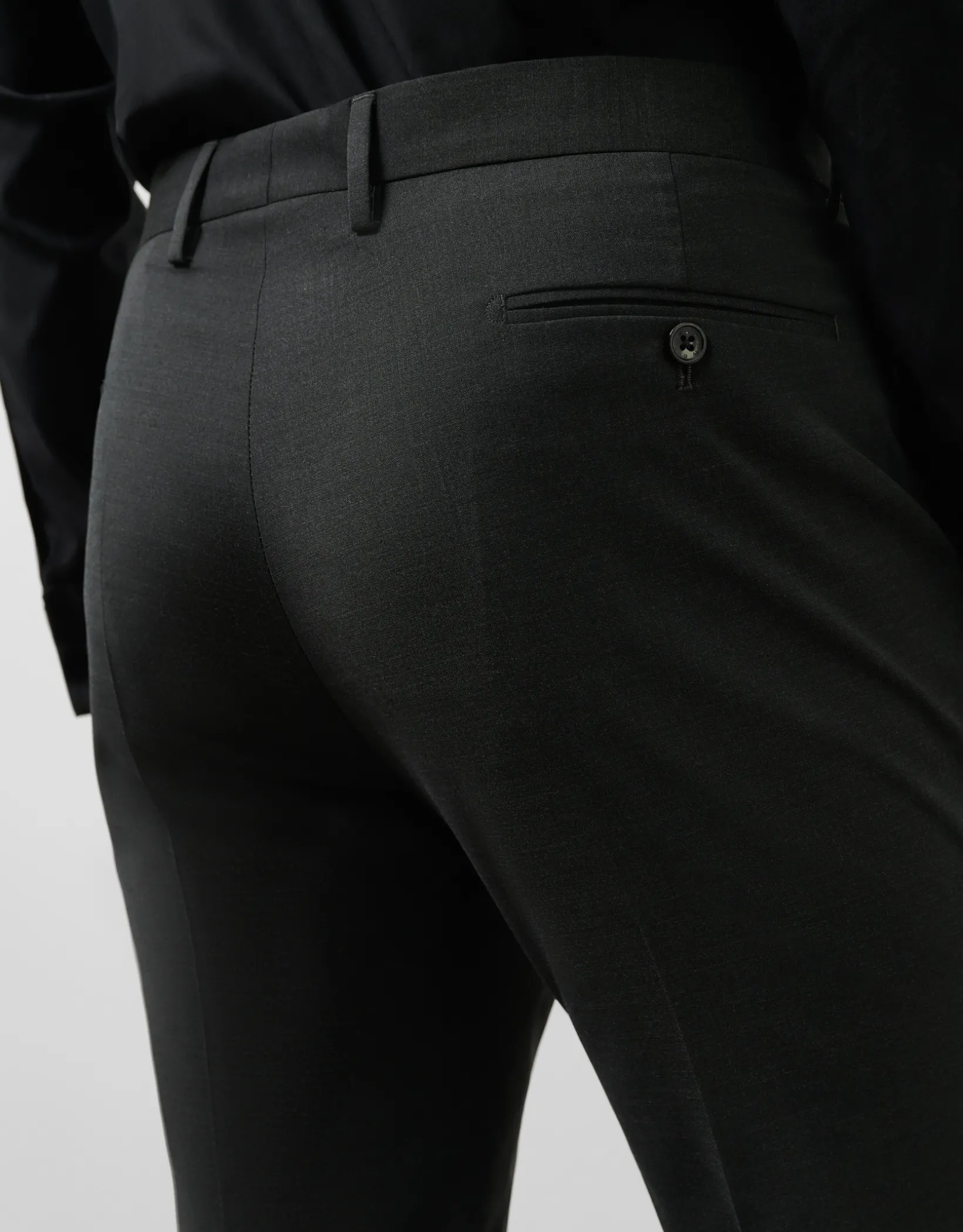 Traje half canvas slim fit liso gris oscuro