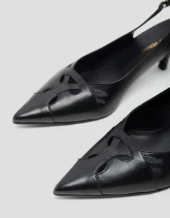 Zapato salón destalonado piel negra con cortes